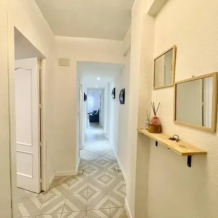 Fray Albino Riverside Apartment *